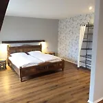 Hotel Gartenhaus Neudorf (Saxony-Anhalt)
