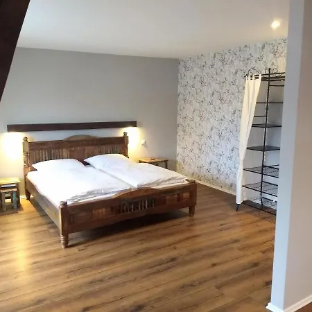 מלון Gartenhaus Neudorf (Saxony-Anhalt)