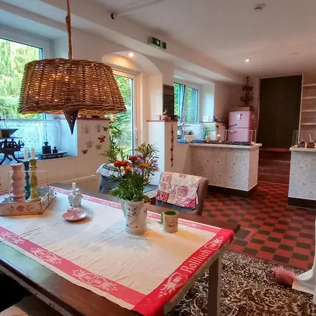 מלון Gartenhaus Neudorf (Saxony-Anhalt)