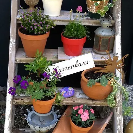 Gartenhaus * Neudorf (Saxony-Anhalt)