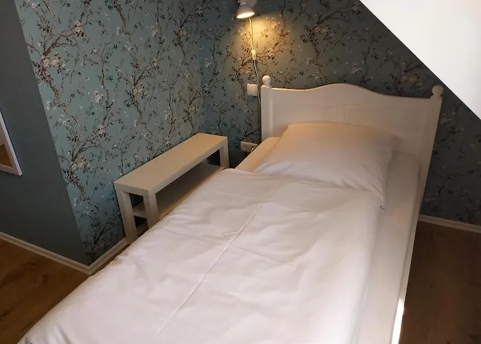 Hotel Gartenhaus Neudorf (Saxony-Anhalt)