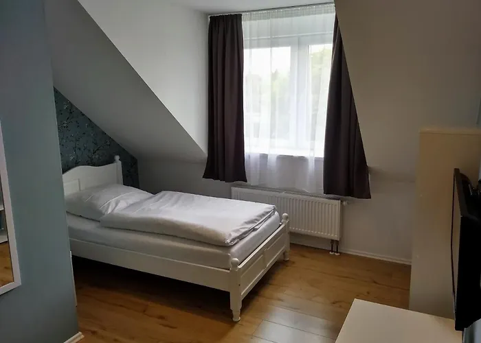 Gartenhaus * Neudorf (Saxony-Anhalt)